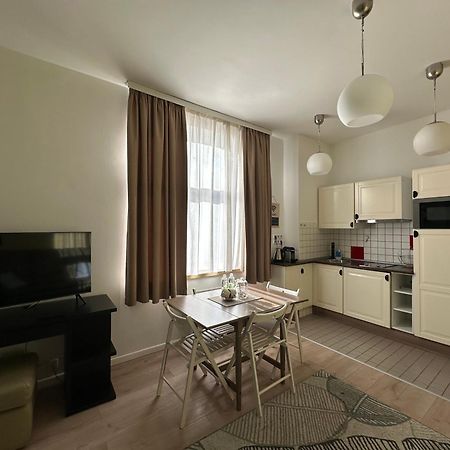House4You - Balcescu Bucureşti Ngoại thất bức ảnh