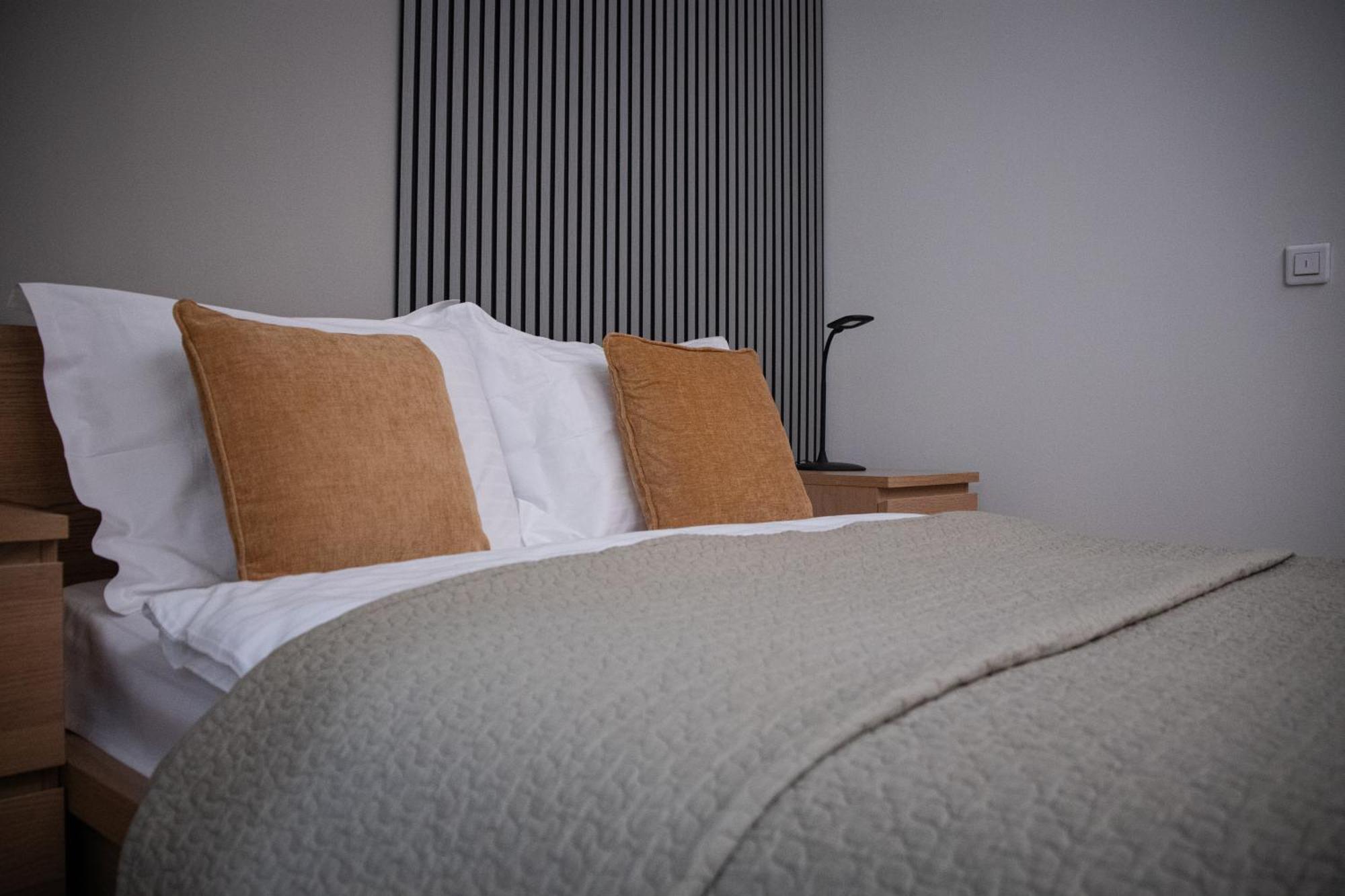 House4You - Balcescu Bucureşti Ngoại thất bức ảnh