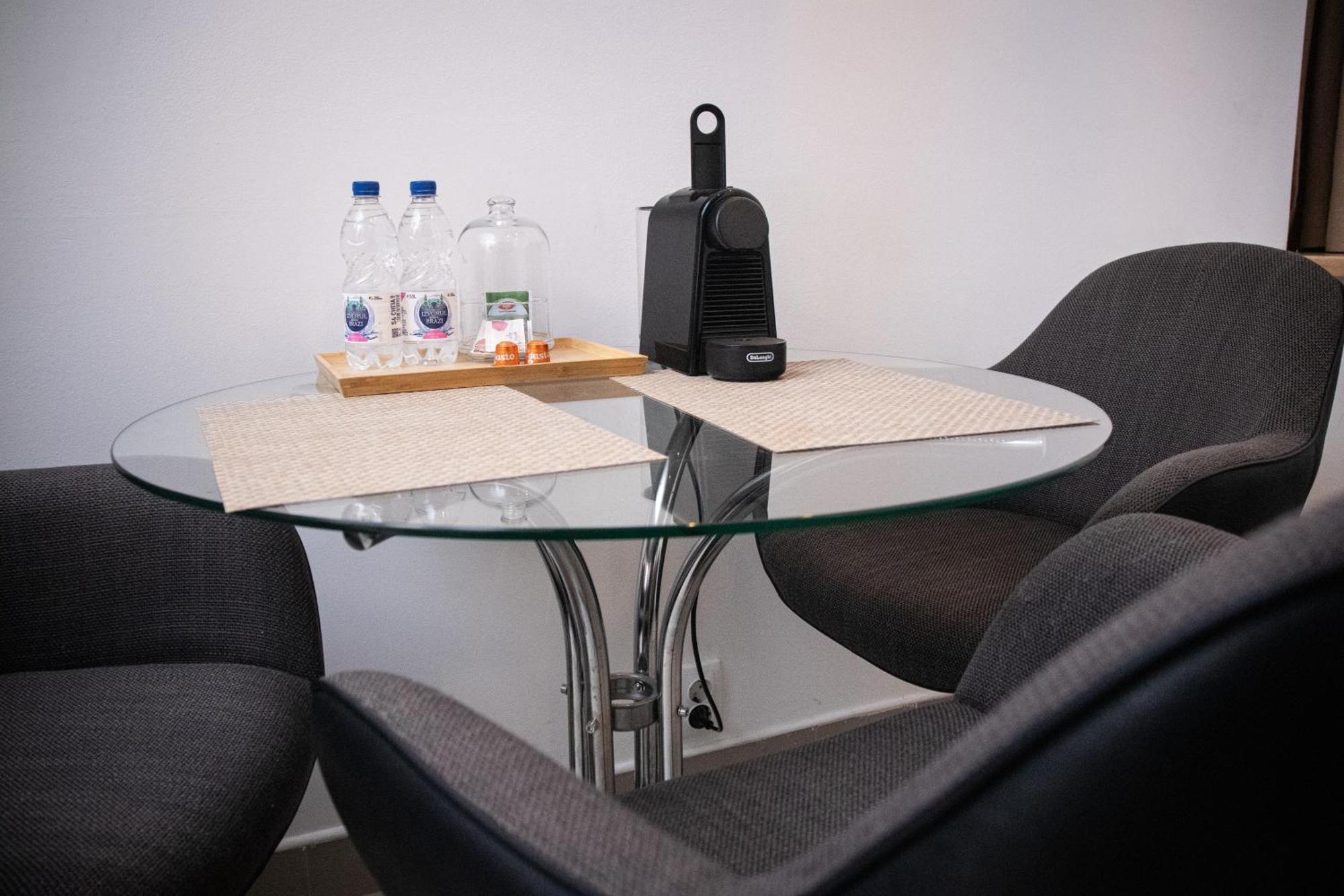 House4You - Balcescu Bucureşti Ngoại thất bức ảnh