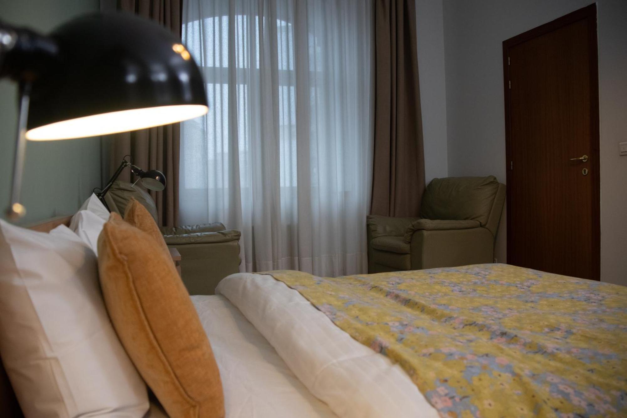 House4You - Balcescu Bucureşti Ngoại thất bức ảnh