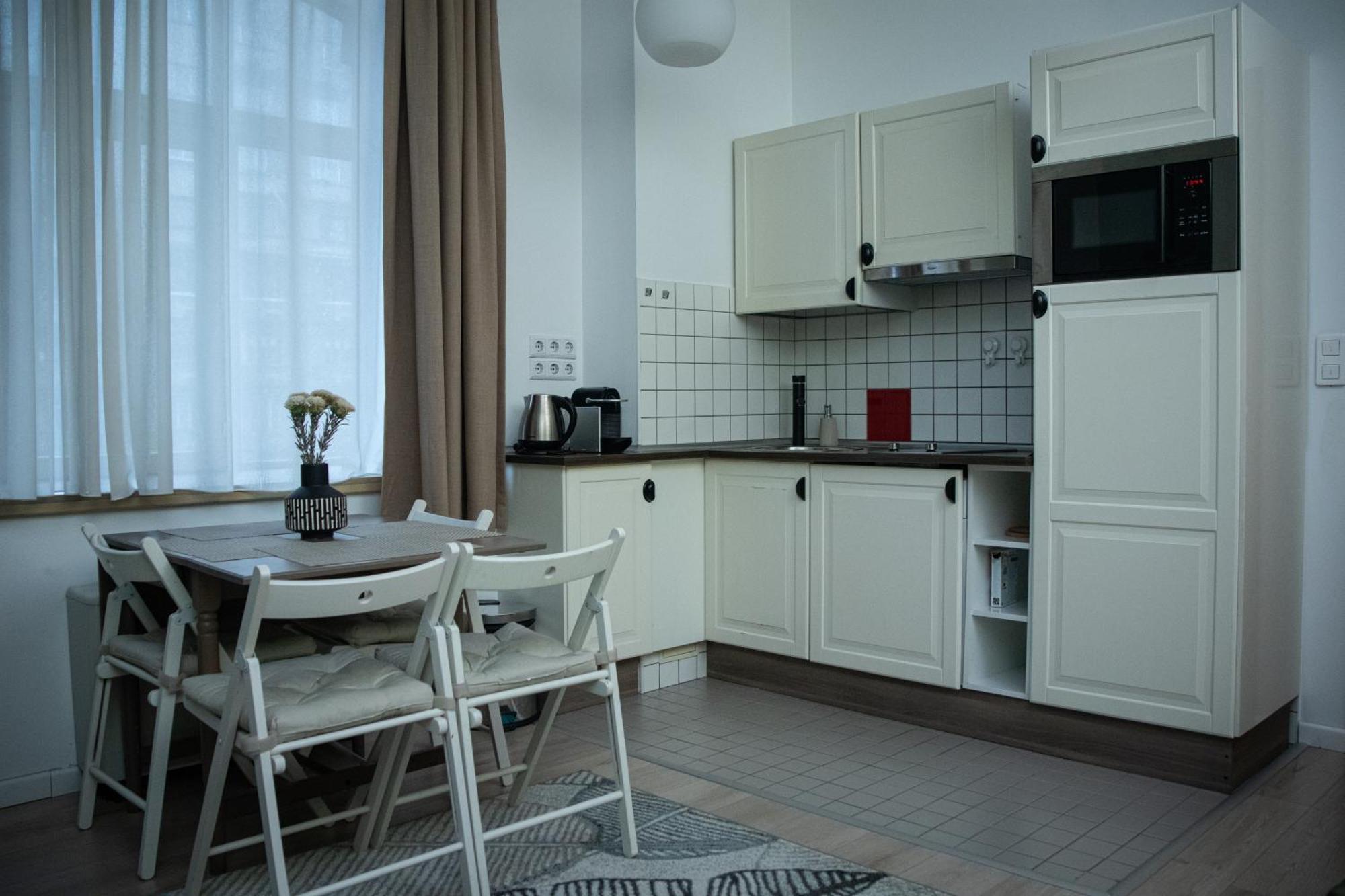 House4You - Balcescu Bucureşti Ngoại thất bức ảnh