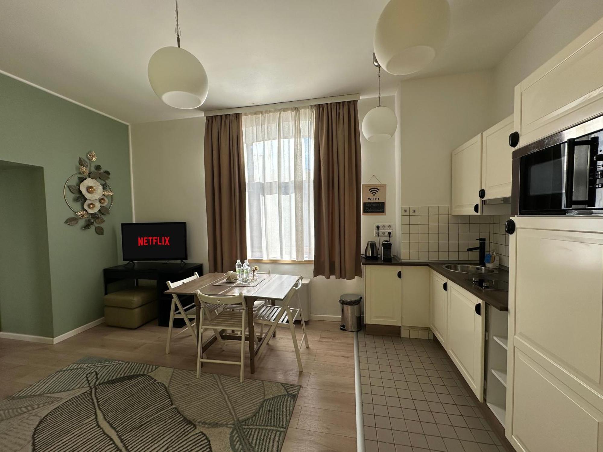 House4You - Balcescu Bucureşti Ngoại thất bức ảnh